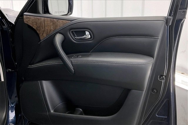 Used 2024 INFINITI QX80 Premium Select w/ Cargo Package image 23