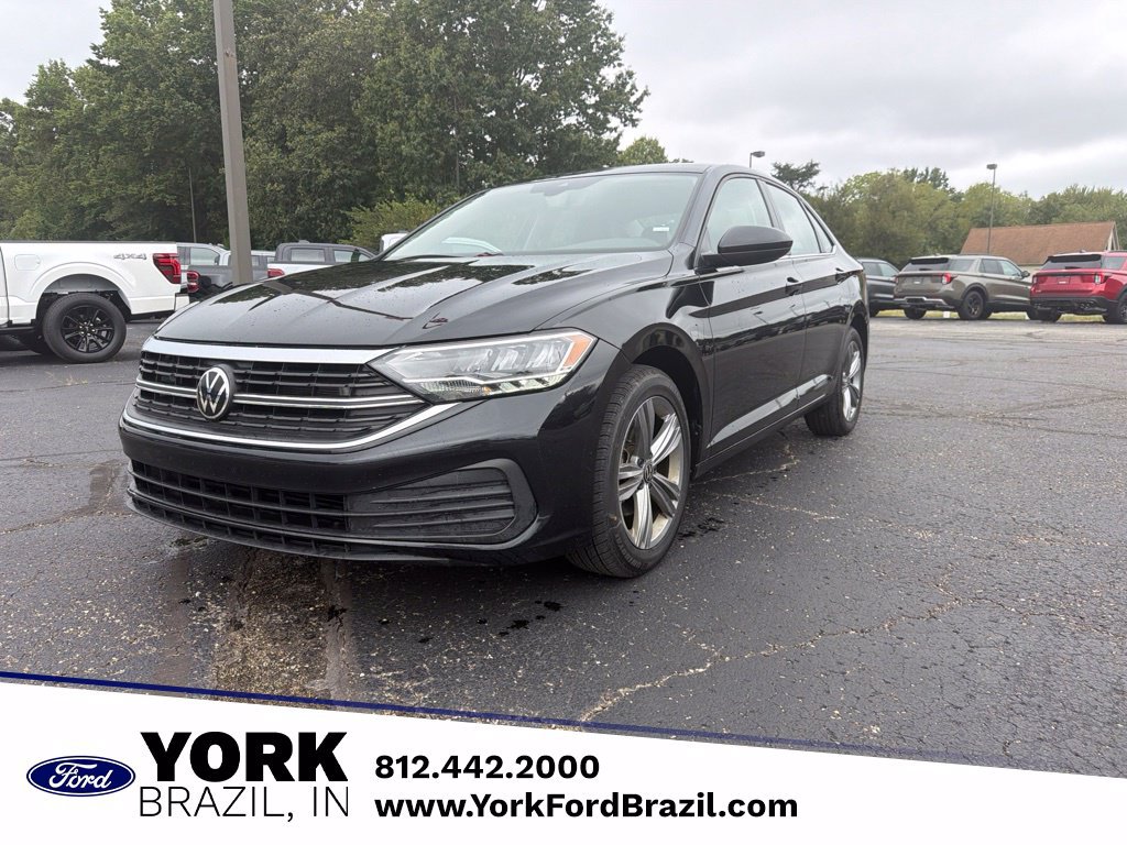 Used 2024 Volkswagen Jetta SE