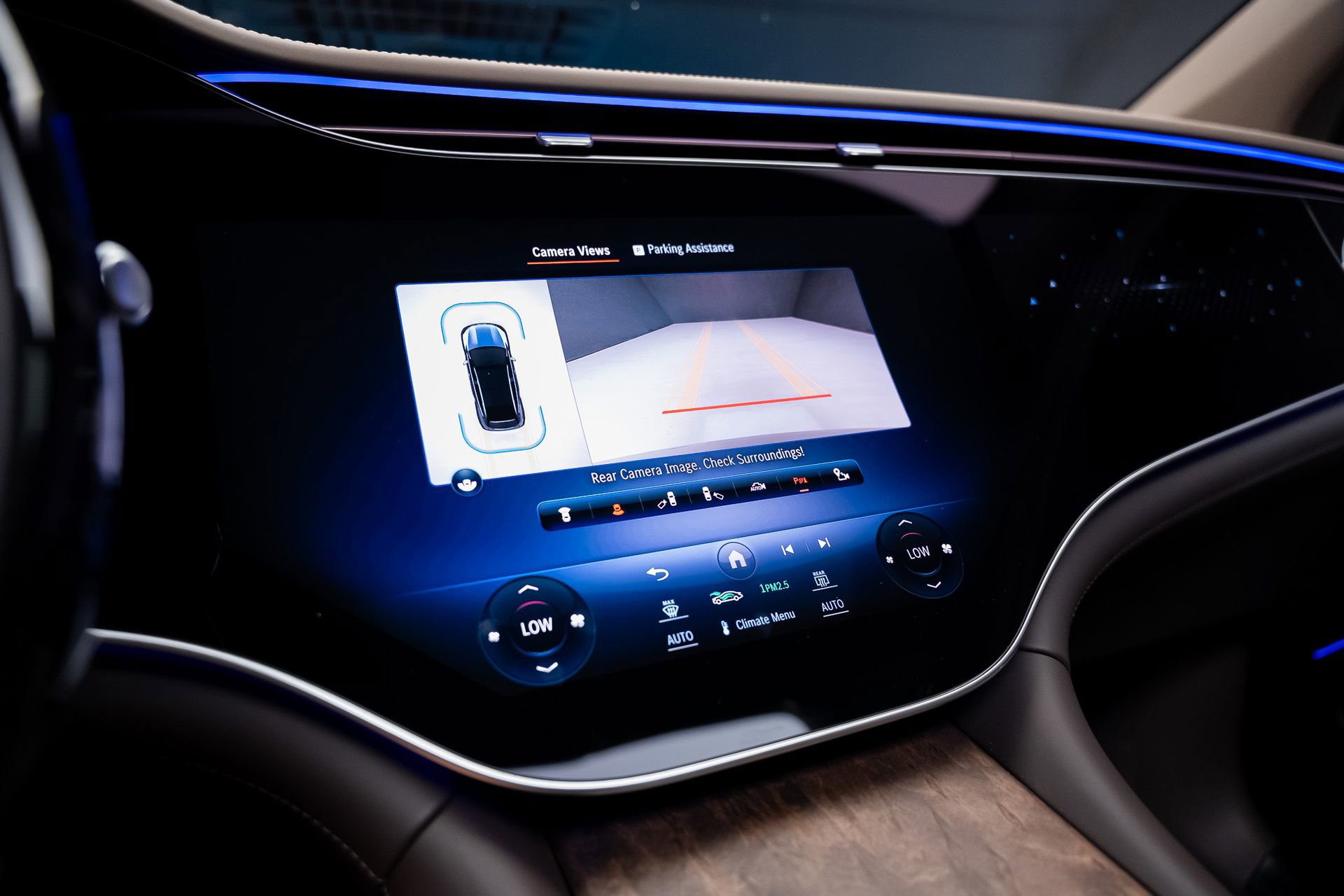 Used 2024 Mercedes-Benz Maybach EQS 680 4MATIC image 51