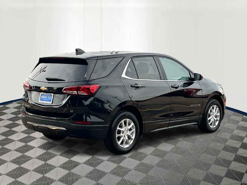 Used 2024 Chevrolet Equinox LT FWD image 4