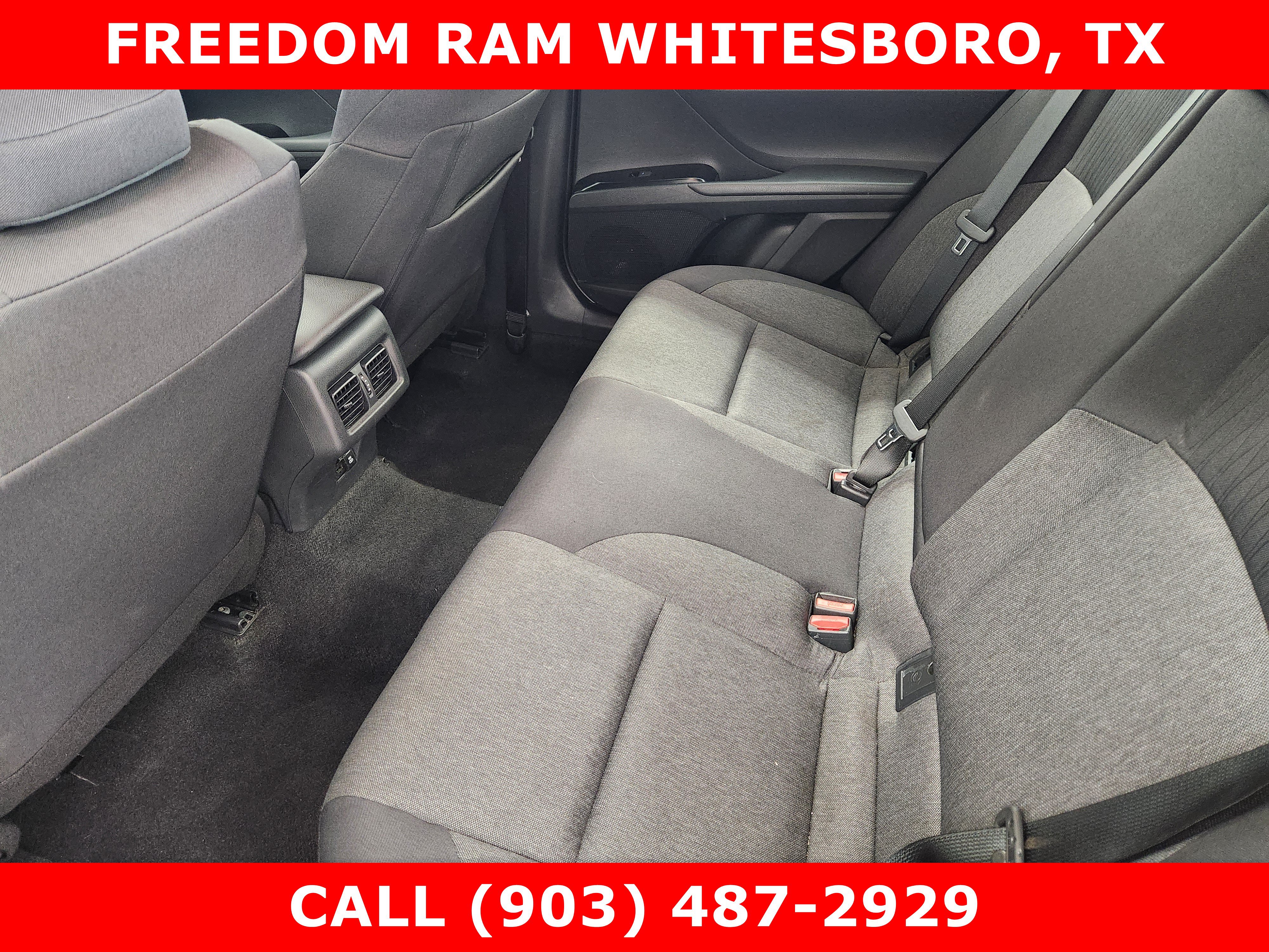 Used 2025 Toyota Camry LE FWD image 19