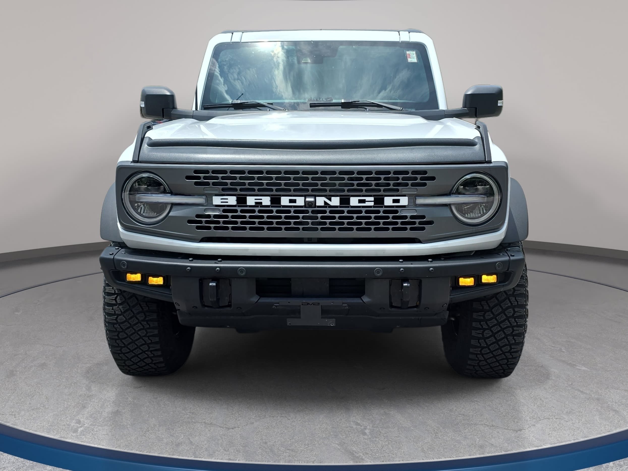 Used 2023 Ford Bronco Badlands AWD/4WD image 3