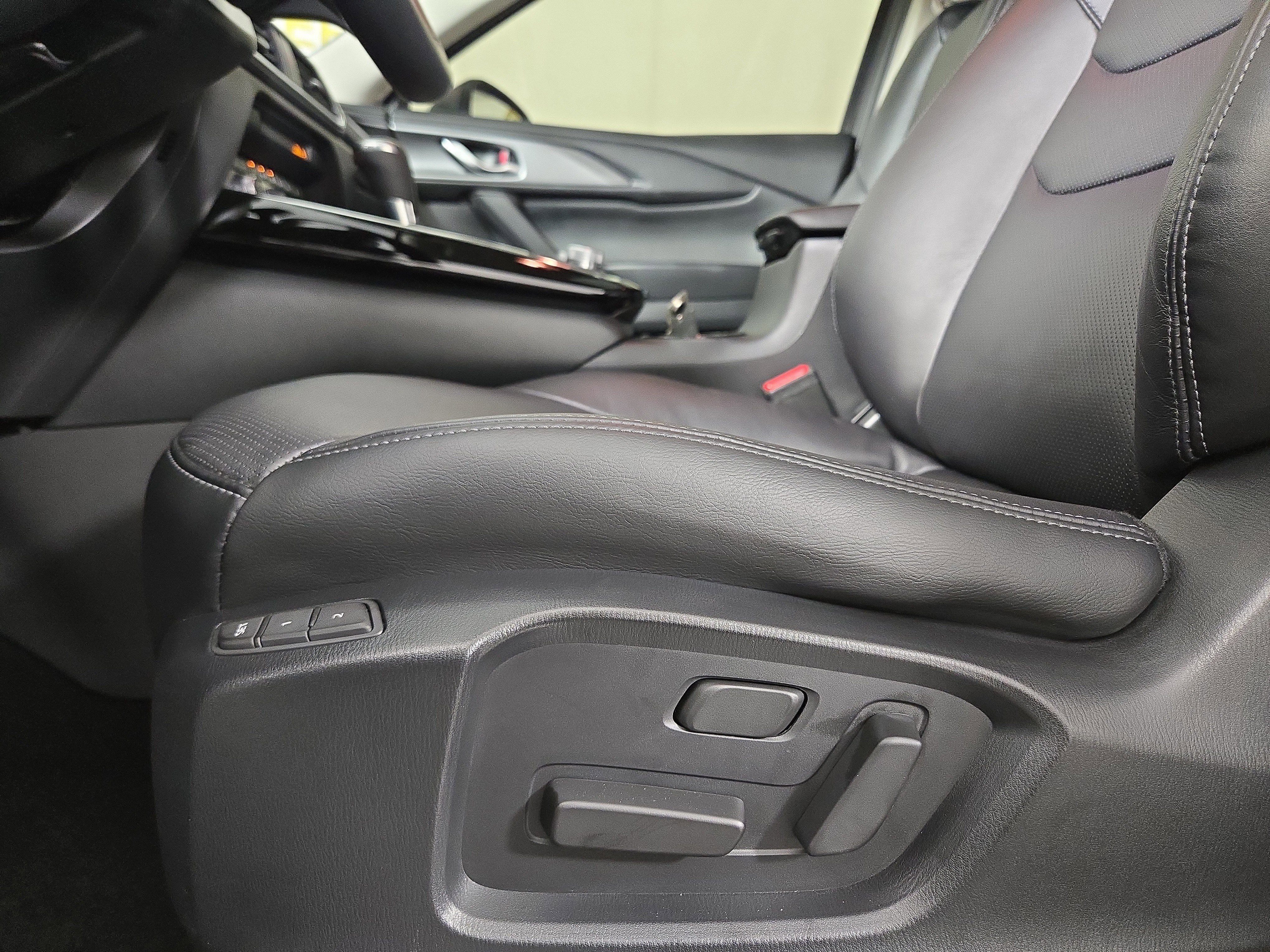 Certified 2023 MAZDA CX-9 Touring Plus image 32