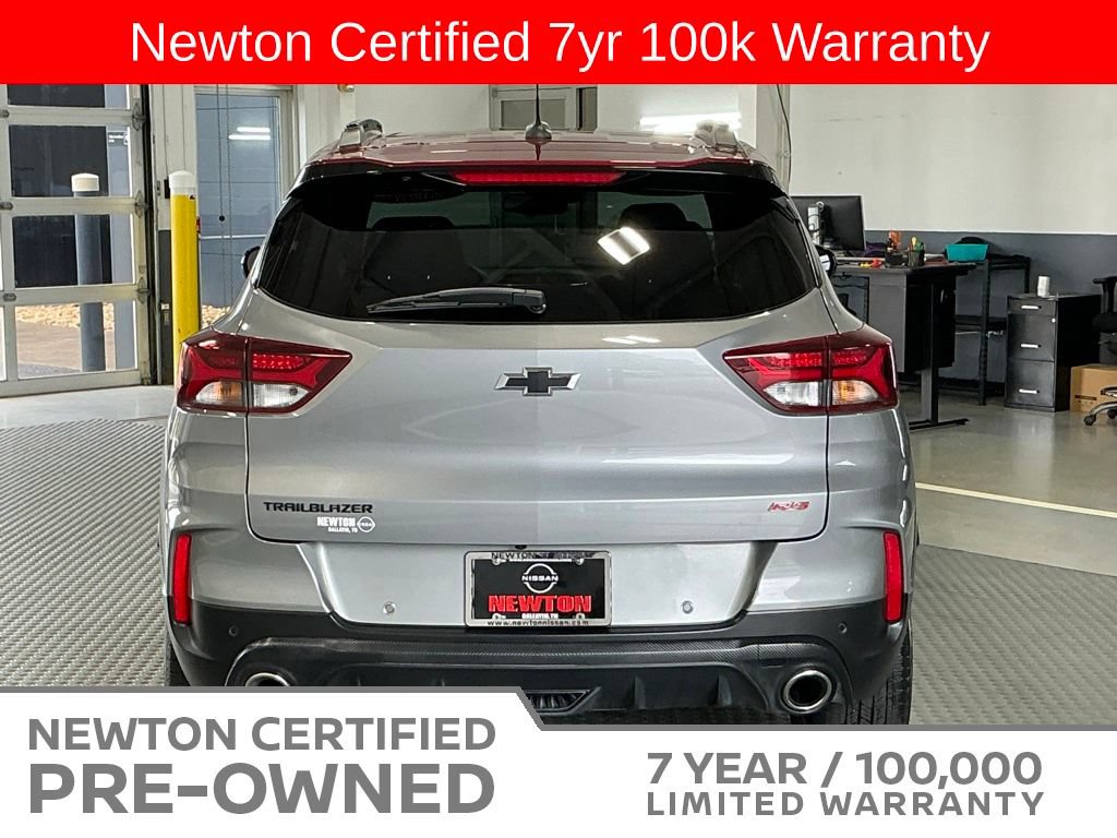 Used 2023 Chevrolet TrailBlazer RS w/ Sun and Liftgate Package FWD image 25