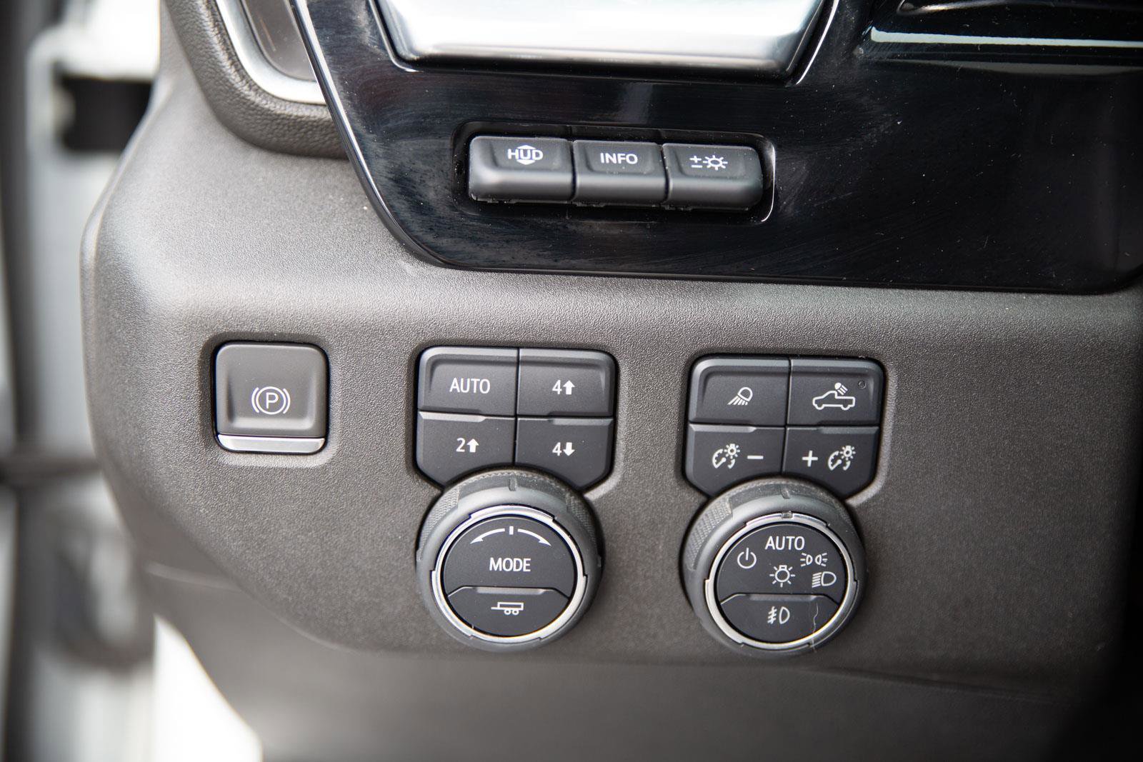 Certified 2024 Chevrolet Silverado 2500 LTZ w/ LTZ Convenience Package image 18