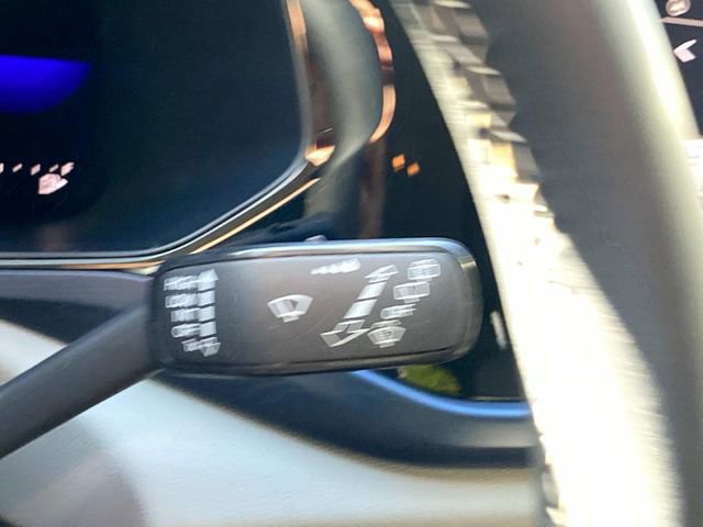 Used 2022 Volkswagen Taos SE FWD image 23