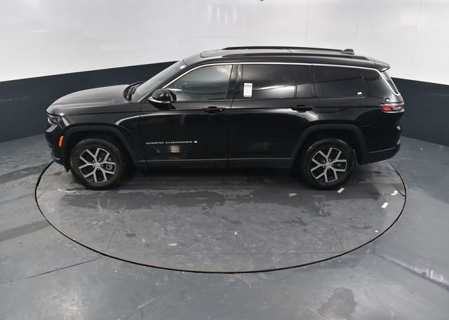 Used 2024 Jeep Grand Cherokee L Limited w/ Luxury Tech Group II image 42