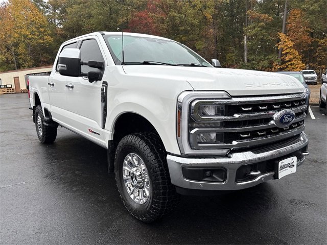Used 2024 Ford F250 XLT w/ Black Appearance Package image 2