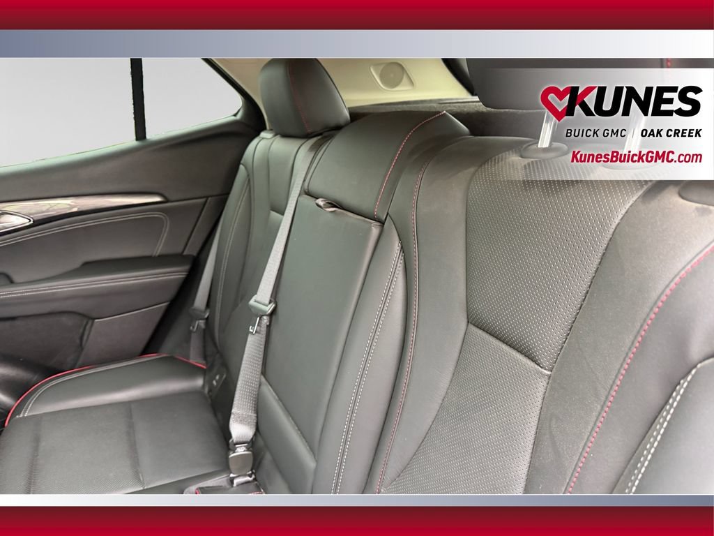 Used 2023 Buick Envision Essence w/ Sport Touring Package AWD/4WD image 32