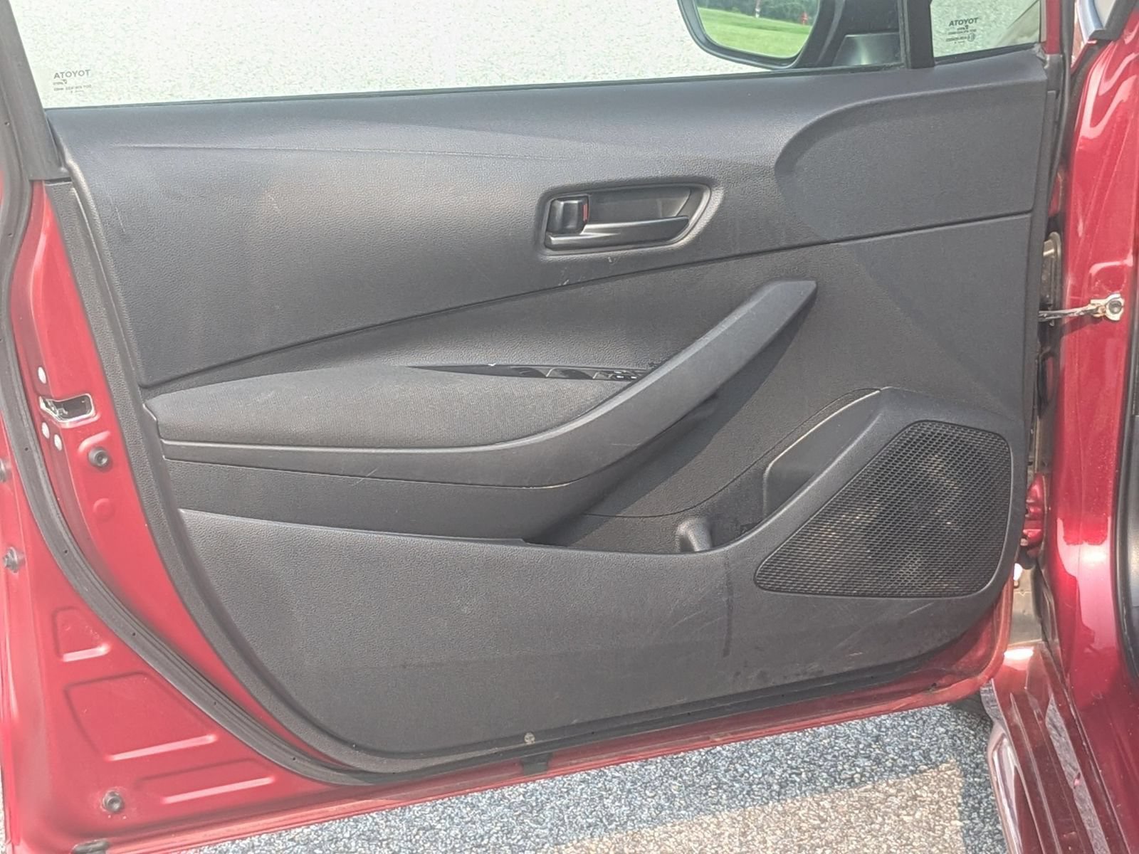 Used 2024 Toyota Corolla LE FWD image 11