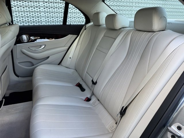 Used 2020 Mercedes-Benz E 450 4MATIC Sedan image 11