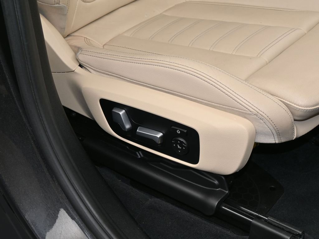 Used 2020 BMW X3 sDrive30i w/ Convenience Package image 48