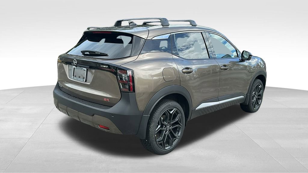 New 2026 Nissan Kicks SR w/ Illumination Package FWD image 8