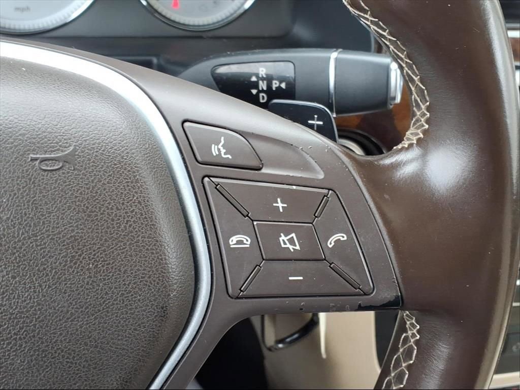 Used 2015 Mercedes-Benz GLK 350 2WD image 24