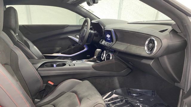 Used 2019 Chevrolet Camaro ZL1 image 16