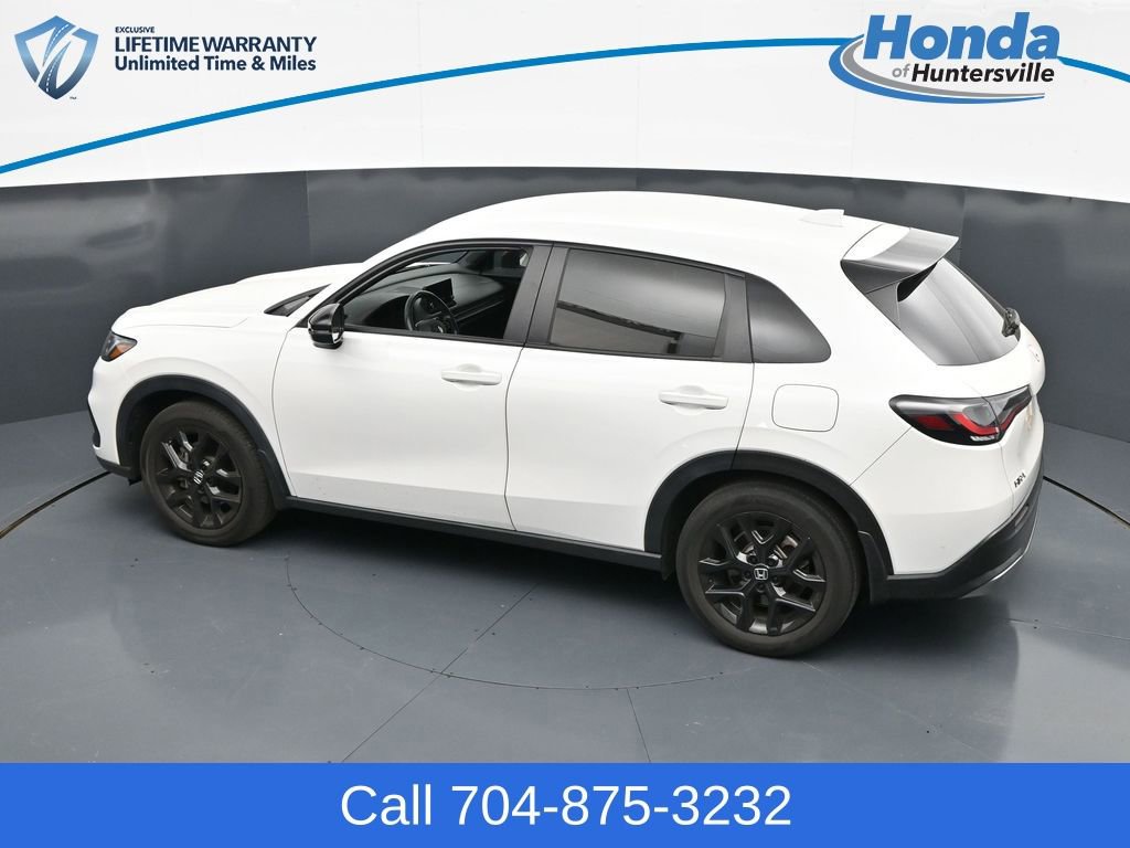 Used 2023 Honda HR-V Sport image 18