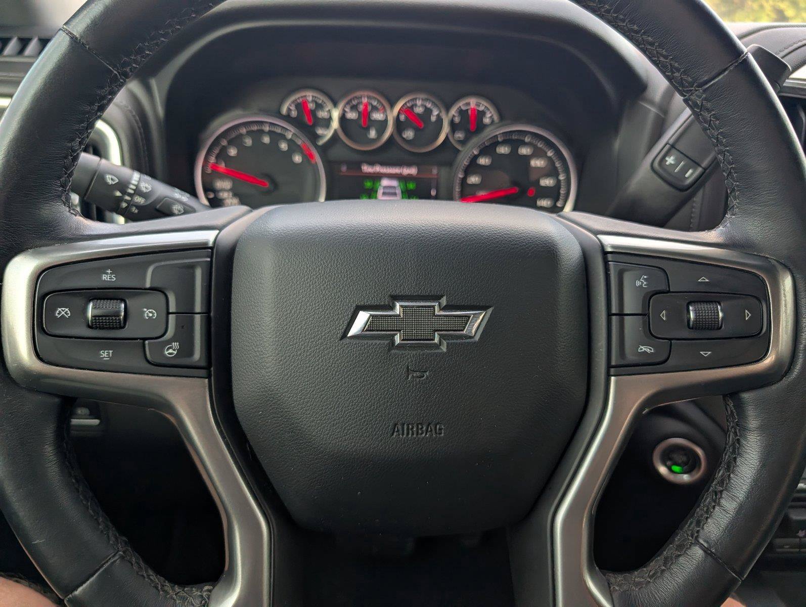 Used 2021 Chevrolet Silverado 1500 LT Trail Boss w/ Convenience Package II AWD/4WD image 25