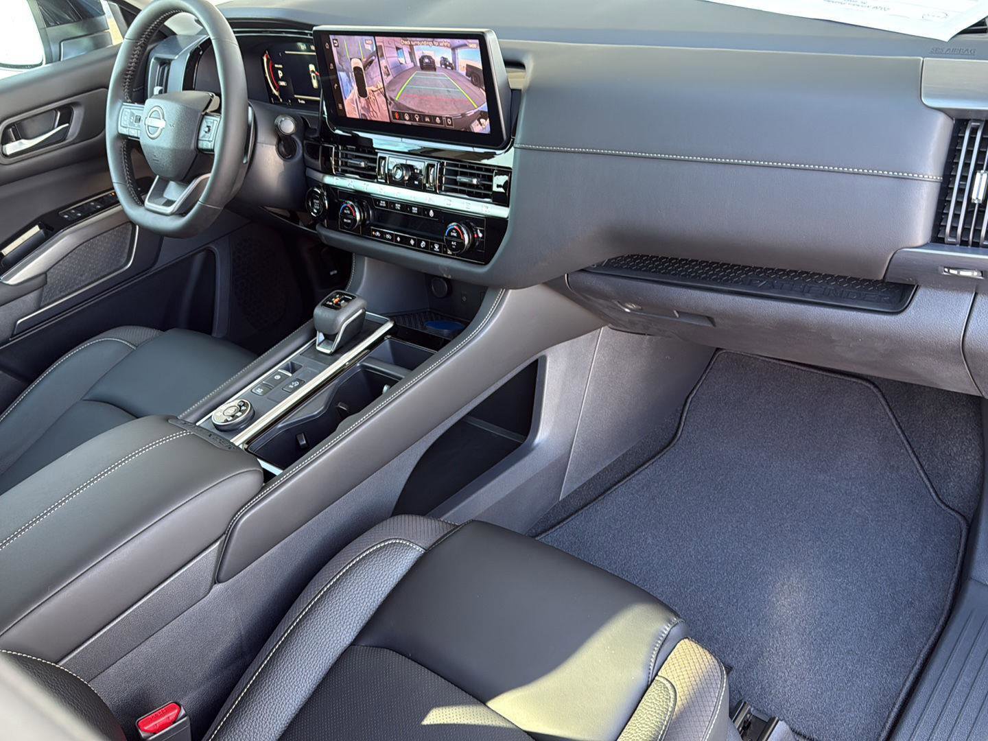 New 2026 Nissan Pathfinder SL AWD/4WD image 34