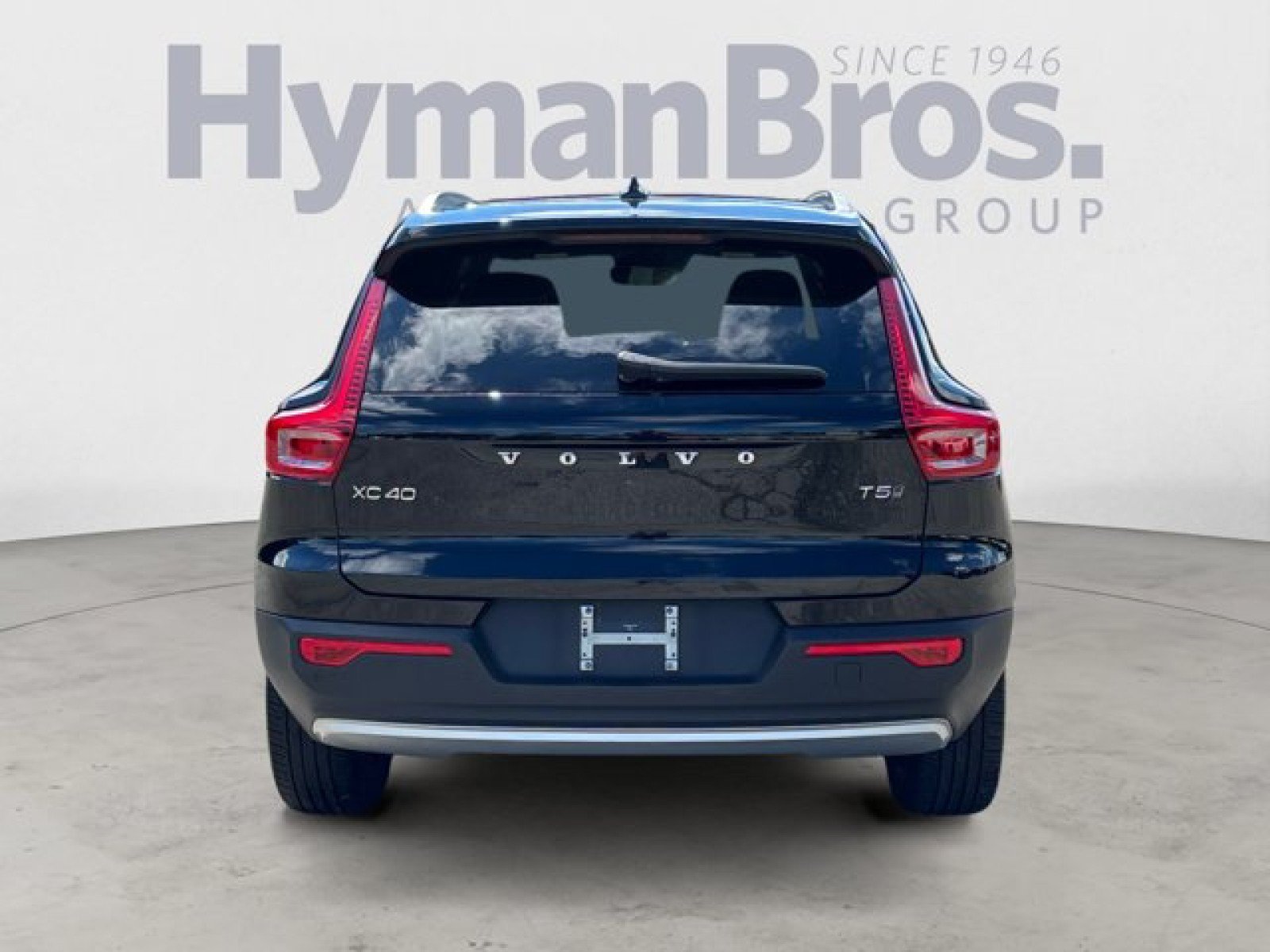 Used 2019 Volvo XC40 T5 Momentum AWD/4WD image 4