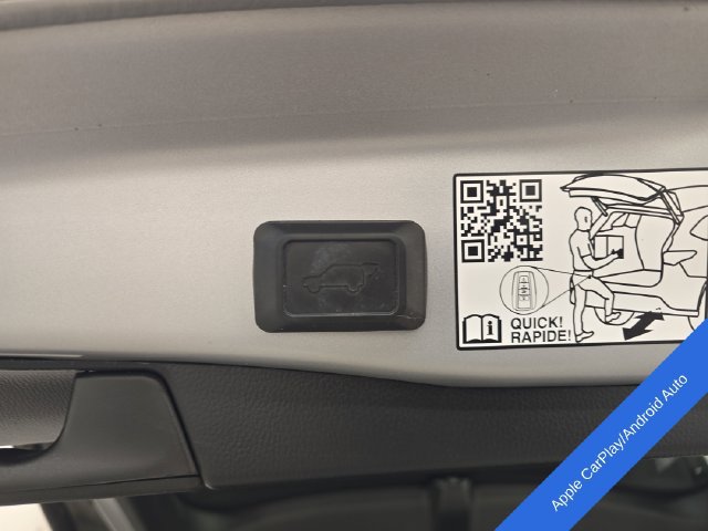 Used 2022 Toyota RAV4 XSE AWD/4WD image 17