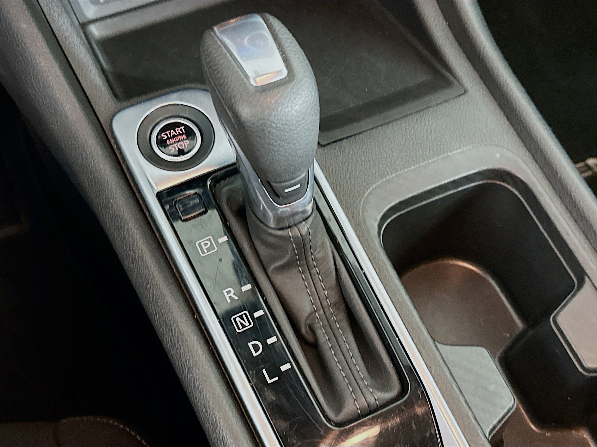 Used 2024 Nissan Sentra SV FWD image 24