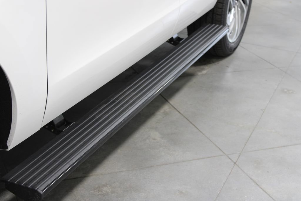 New 2025 Lincoln Navigator Reserve image 17