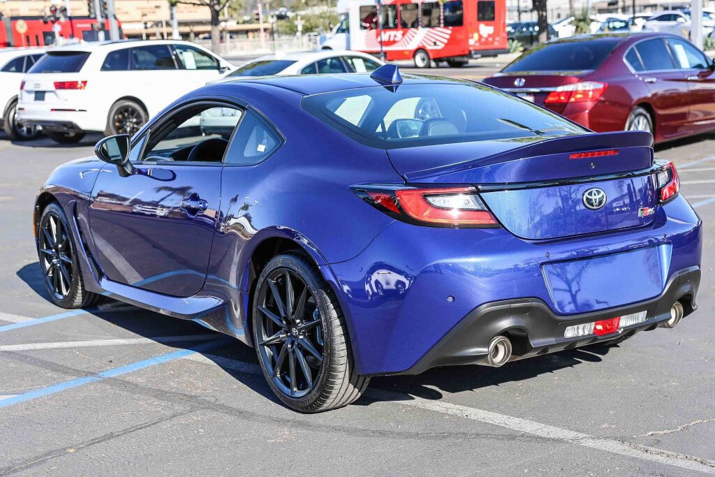 Certified 2025 Toyota GR86 Premium w/ ALL Weather Mat Package (TMS) image 21