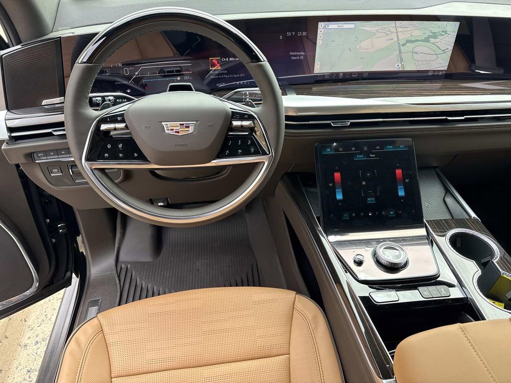 New 2026 Cadillac Escalade Luxury w/ LPO, Floor Liner Package AWD/4WD image 18