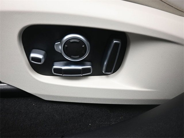 Used 2021 Jaguar F-PACE S image 31