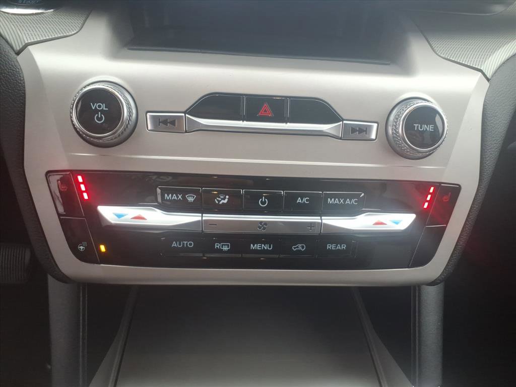 Certified 2023 Ford Explorer XLT w/ Equipment Group 202A image 19