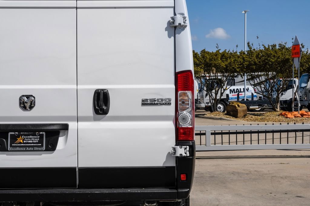 Used 2023 RAM ProMaster 2500 w/ Premium Convenience Group (B) image 42