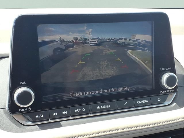 Used 2025 Nissan Rogue SV FWD image 8
