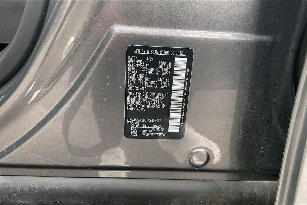 Used 2024 Nissan Armada SL w/ Captain's Chairs Package image 6