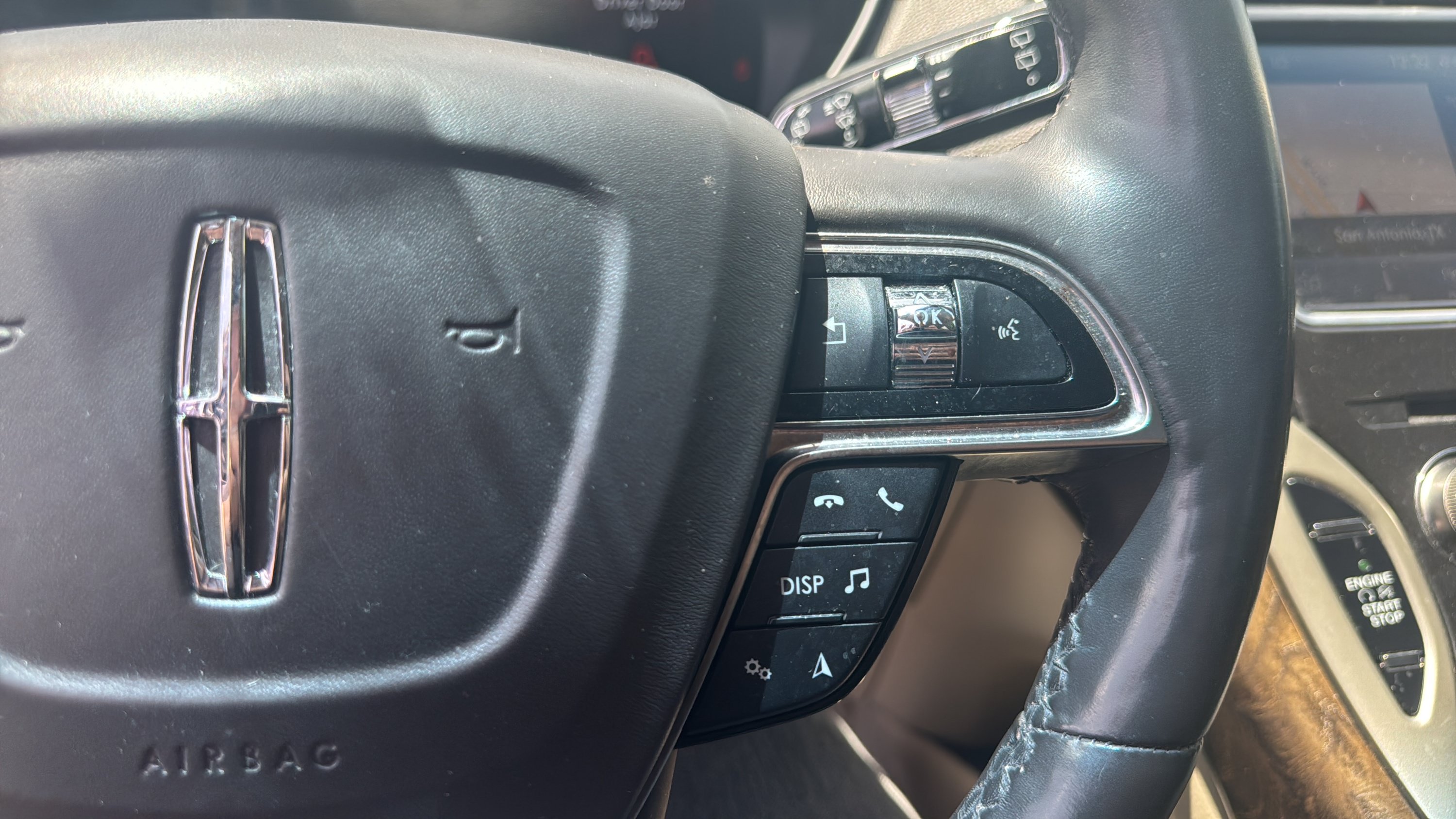Used 2019 Lincoln Nautilus Select AWD/4WD image 14