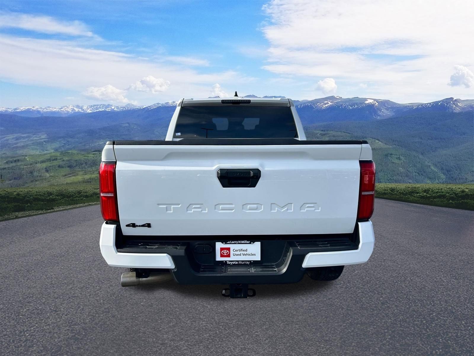 Certified 2024 Toyota Tacoma TRD Off-Road AWD/4WD image 4