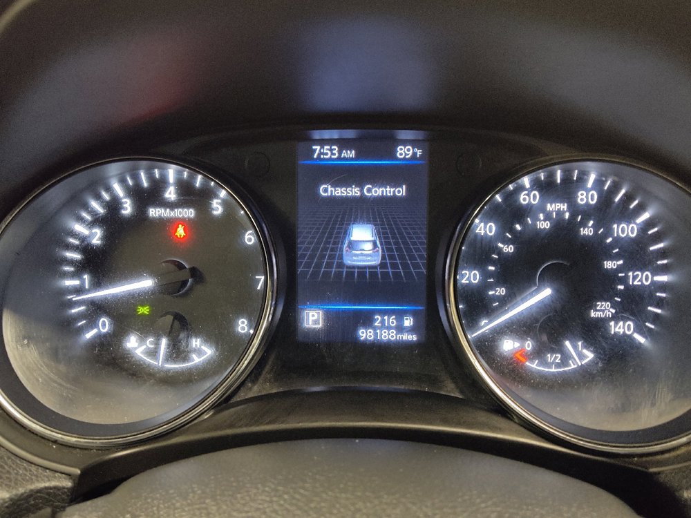 Used 2019 Nissan Rogue S w/ Special Edition Package FWD image 23