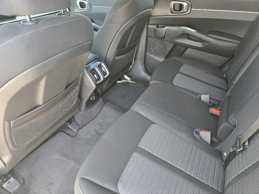 New 2026 Kia Sorento LX image 19