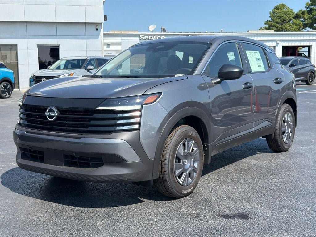 New 2026 Nissan Kicks S