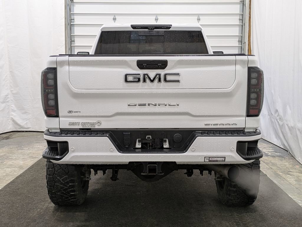 Used 2023 GMC Sierra 3500 Denali w/ Denali Ultimate Package AWD/4WD image 37