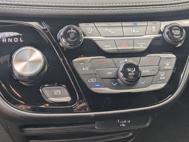 New 2027 Chrysler Pacifica Select FWD image 20