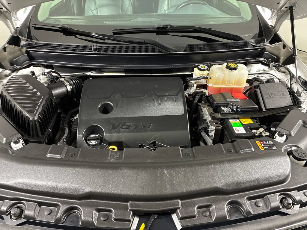 Used 2019 Buick Enclave Essence FWD image 38