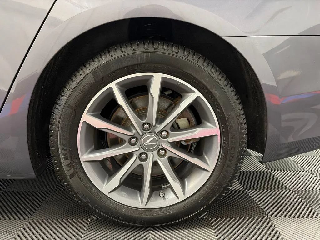Used 2018 Acura TLX w/ Technology Package FWD image 24