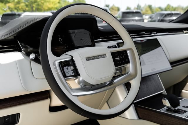New 2026 Land Rover Range Rover SE AWD/4WD image 18