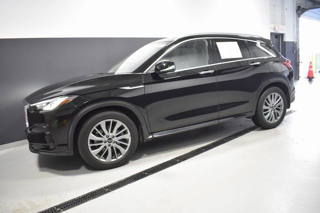 Used 2025 INFINITI QX50 Luxe image 2