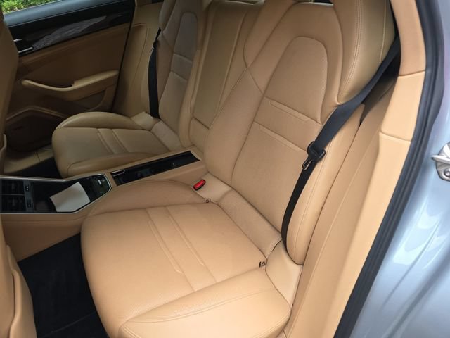 Used 2019 Porsche Panamera 4 AWD/4WD image 26