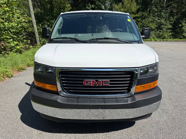 Used 2025 GMC Savana 2500 w/ Driver Convenience Package RWD image 3