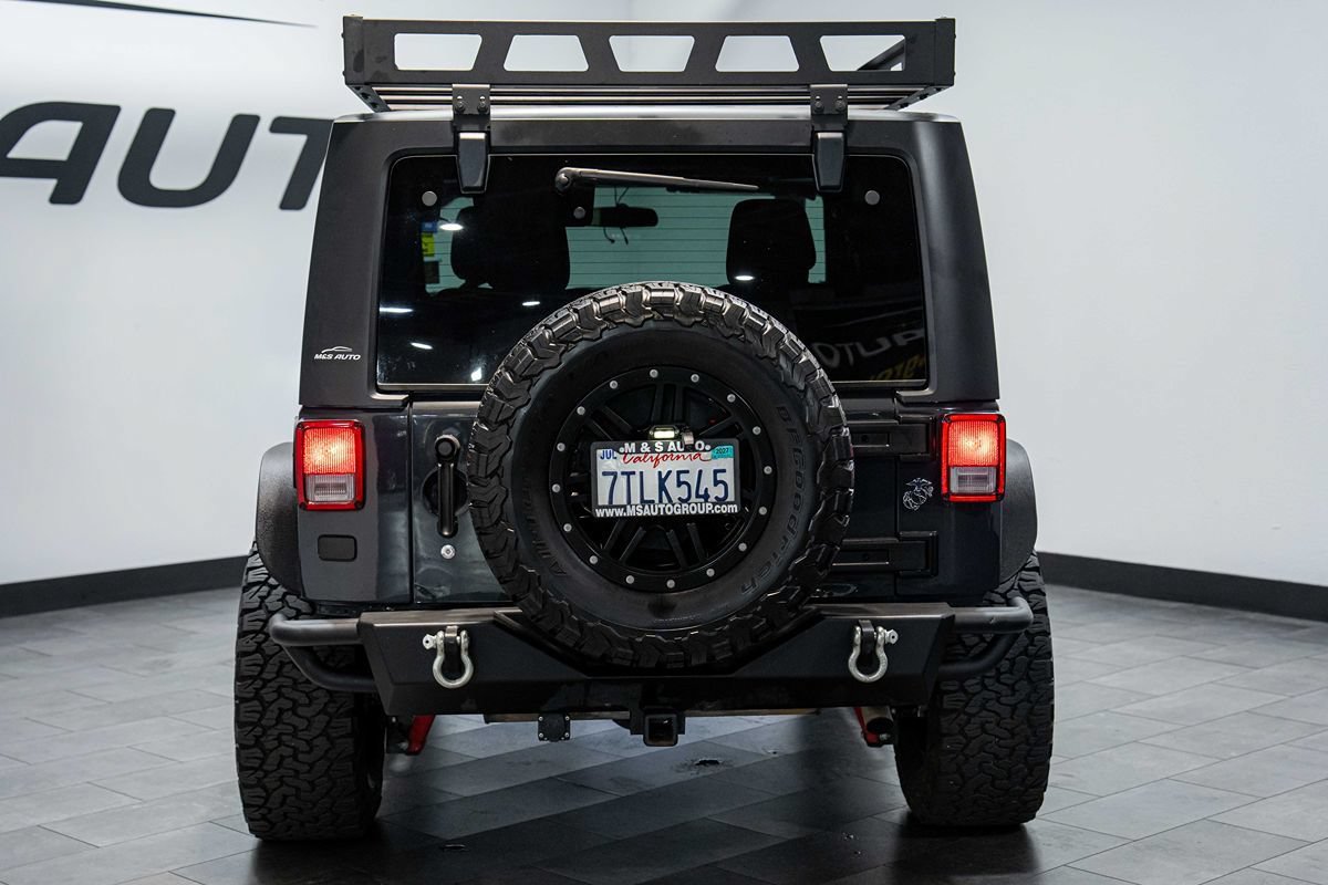 Used 2016 Jeep Wrangler Sport AWD/4WD image 5