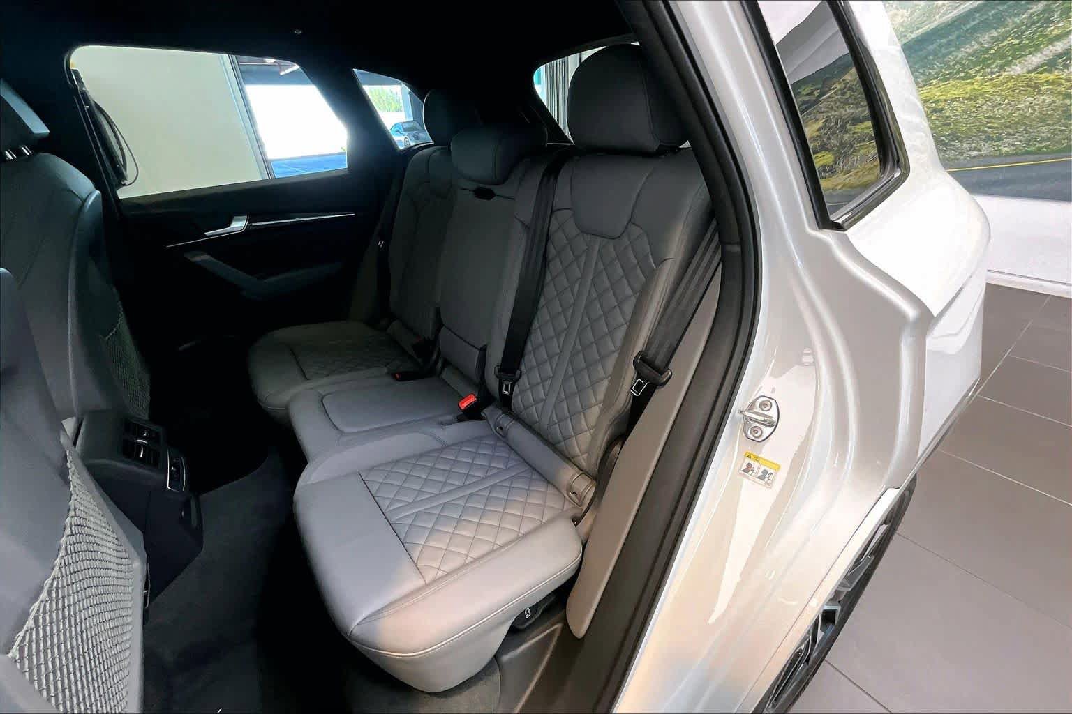 Certified 2023 Audi SQ5 Premium Plus w/ Premium Plus Package image 20
