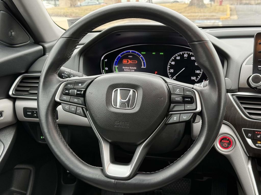 Used 2018 Honda Accord Touring image 9