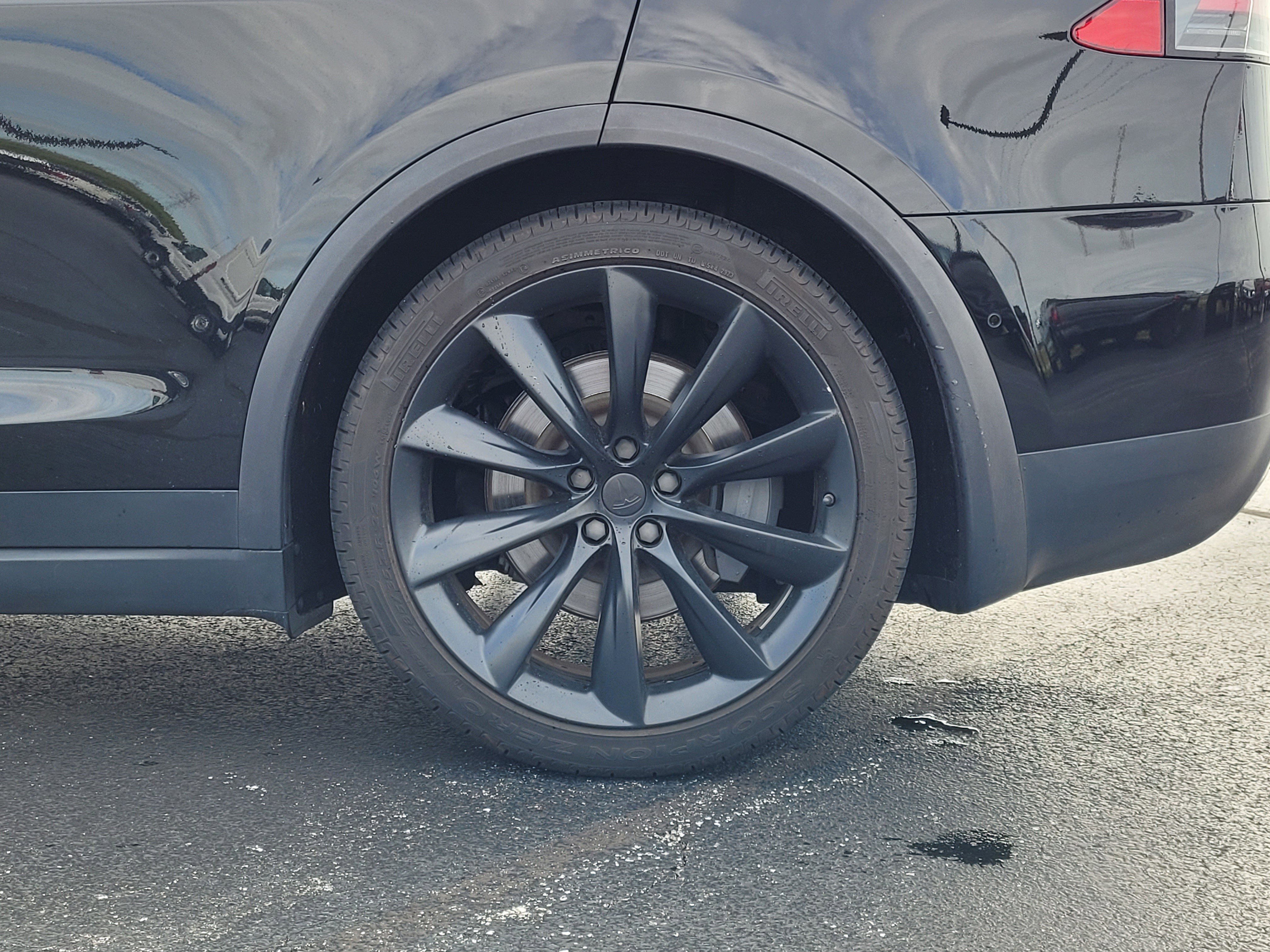 Used 2018 Tesla Model X 75D AWD/4WD image 10